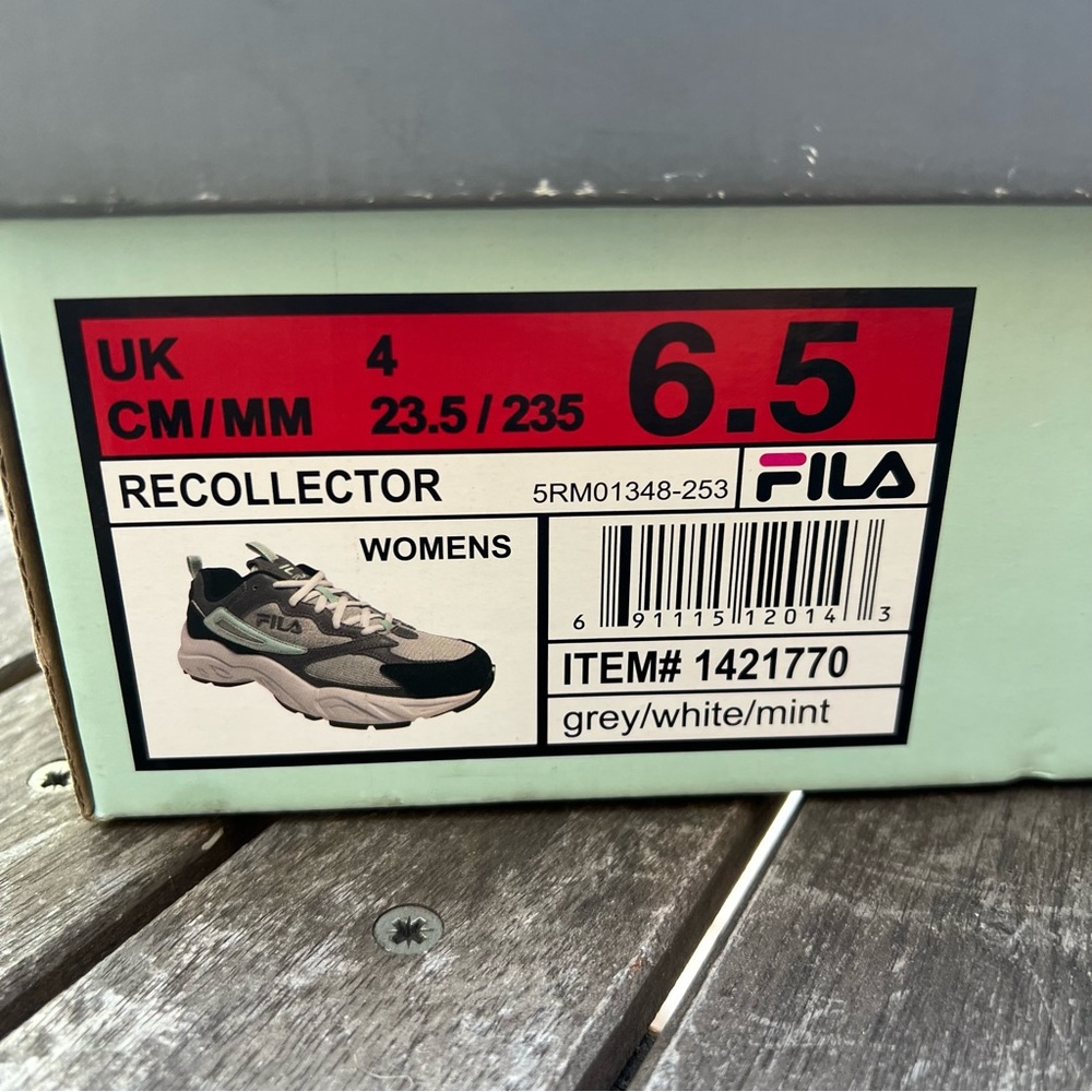 NIB Fila Recollector Chunky Sneakers Grey White Mint Womens Size 6.5/7.5 - Picture 5 of 8
